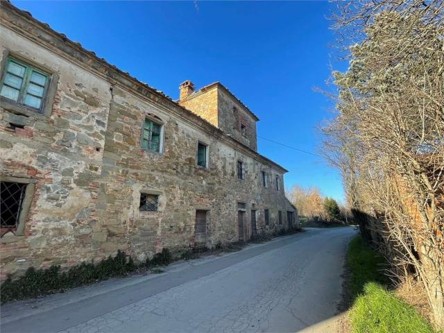 Rustico in vendita a Marciano Della Chiana, Toscana