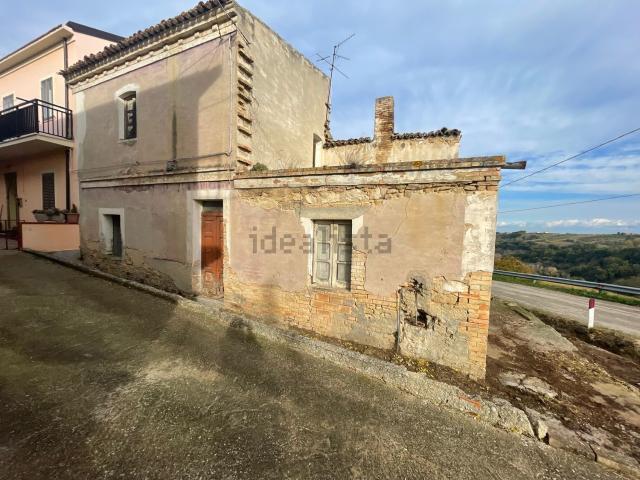 Rustico in vendita a Tollo, Abruzzo