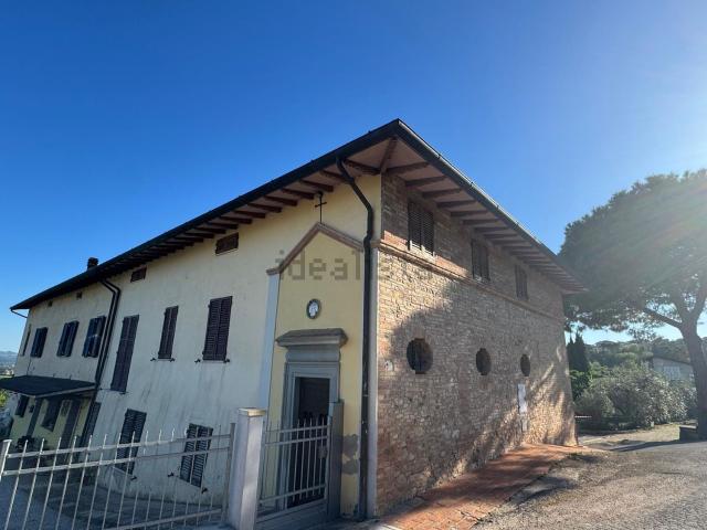 Rustico in vendita a Cenerente, Umbria