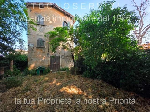 Rustico in vendita a Unione di comuni Terre di Castelli, Savignano Sul Panaro