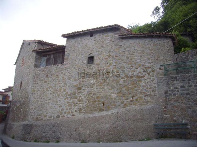 Rustico in vendita a Unione Comuni Garfagnana, Villa Collemandina