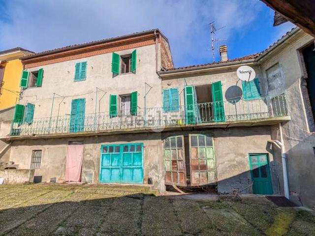 Rustico in vendita a Lu e Cuccaro Monferrato, Piemonte