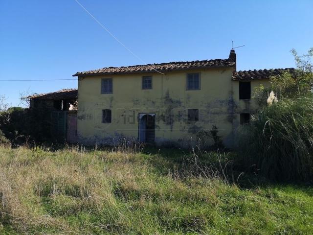 Rustico in vendita a Santa Maria A Monte, Toscana