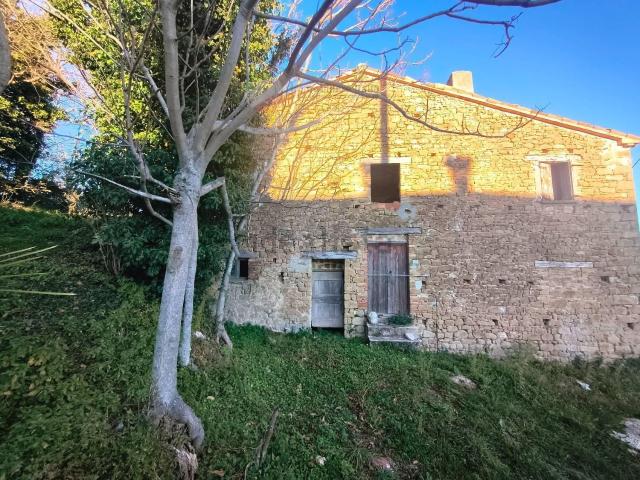 Rustico in vendita a Marche, Pesaro E Urbino