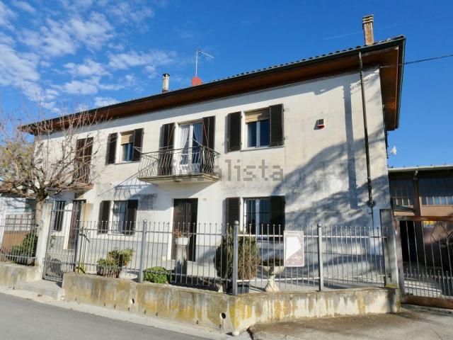 Rustico in vendita a Piemonte, Asti