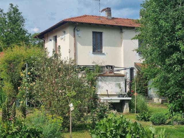 Rustico in vendita a Calcinate degli Orrigoni, Varese