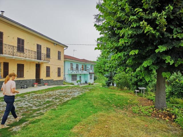 Rustico in vendita a Nizza Monferrato, Asti