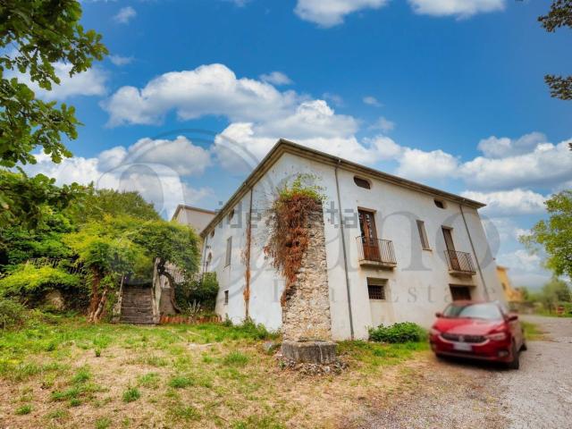 Rustico in vendita a Paterno, Basilicata