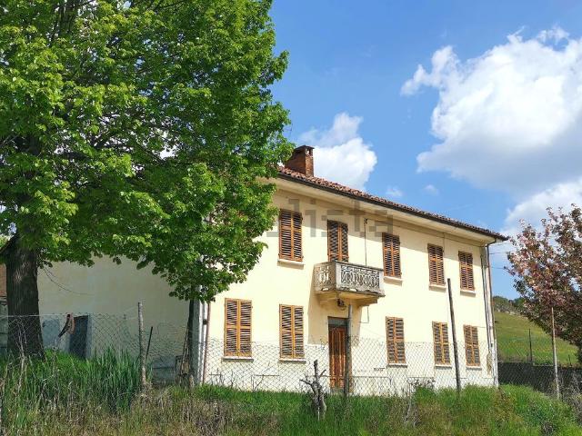 Rustico in vendita a Piemonte, Asti