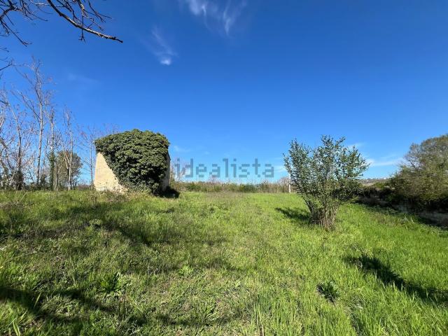 Rustico in vendita a Mirabella Eclano, Campania