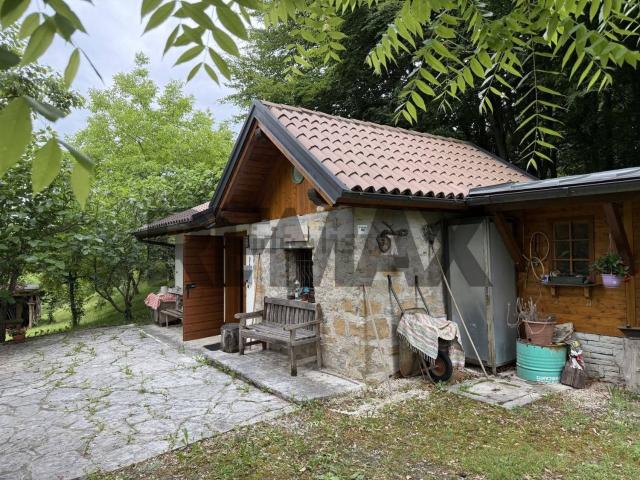 Rustico in vendita a Madeago, Zoldo Alto