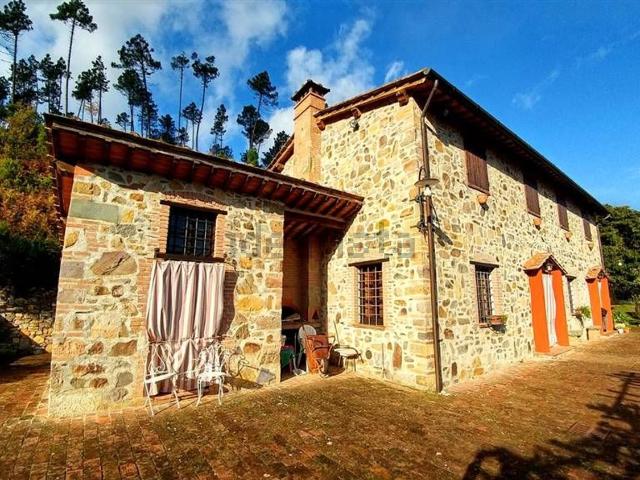Rustico in vendita a Colle di Compito, Capannori