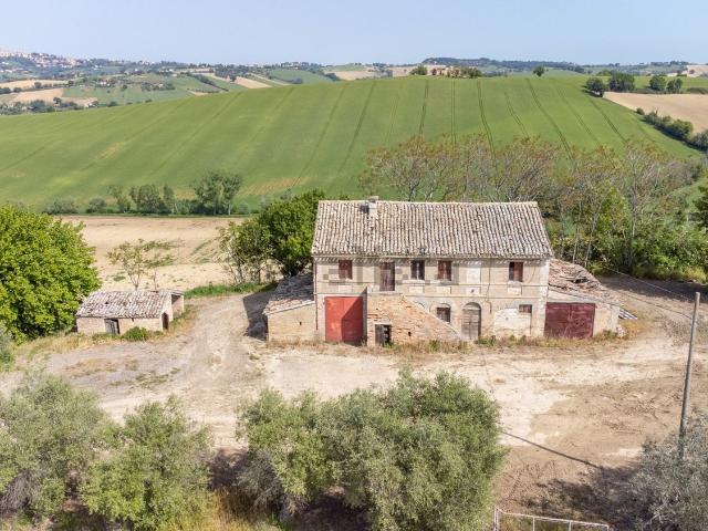 Rustico in vendita a Marche, Macerata