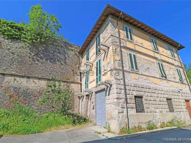 Rustico in vendita a Pontremoli, Toscana