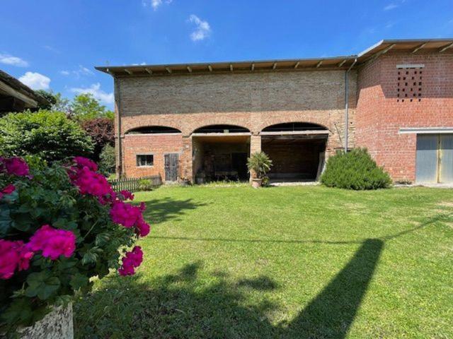 Rustico in vendita a Unione di comuni Terre di Castelli, Castelvetro Di Modena