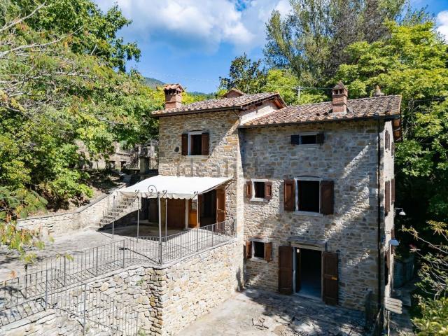 Rustico in vendita a Cortona, Toscana