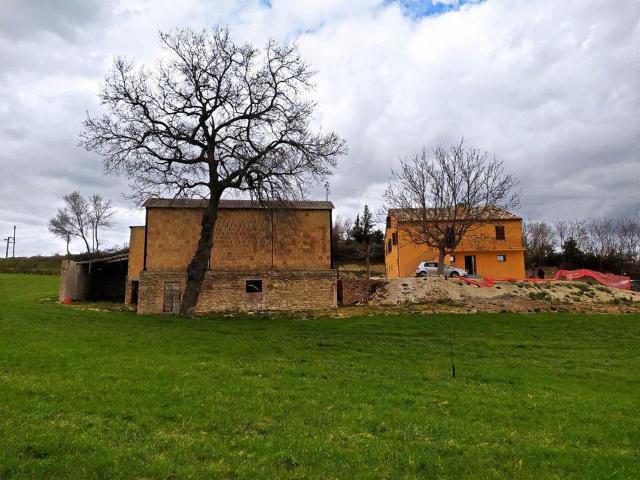 Rustico in vendita a Marche, Macerata