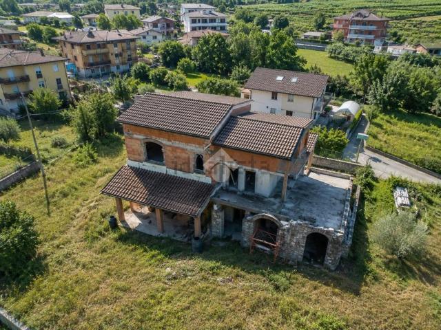 Rustico in vendita a Traona, Lombardia