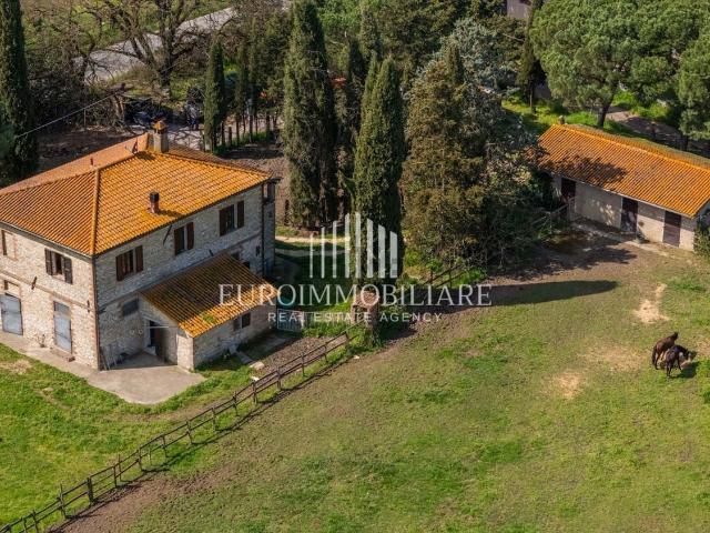 Rustico in vendita a Gioiella, Umbria