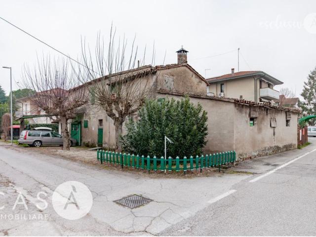Rustico in vendita a Cannucceto, Cesenatico