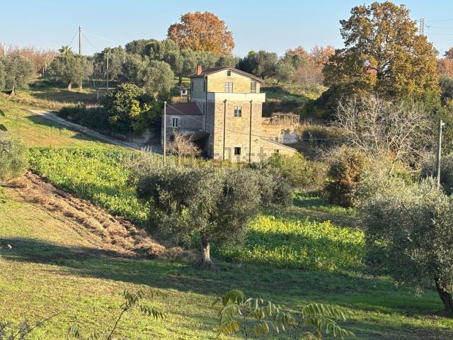 Rustico in vendita a Teano