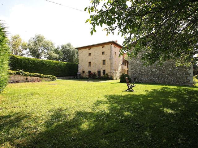 Rustico in vendita a Grezzana, Veneto