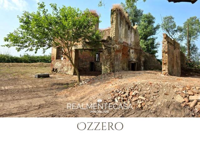 Rustico in vendita a Ozzero, Lombardia