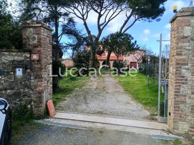 Rustico in vendita a Cecina, Toscana
