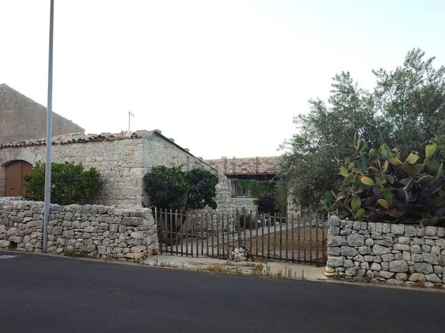 Rustico in vendita a Marina Di Modica, Sicilia