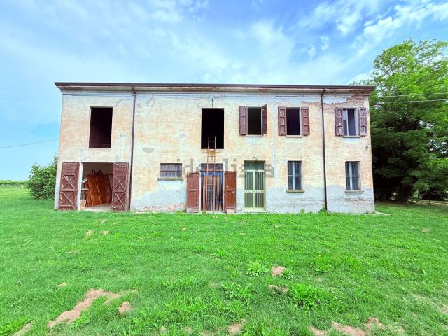 Rustico in vendita a Palazzo Tamba, Alfonsine
