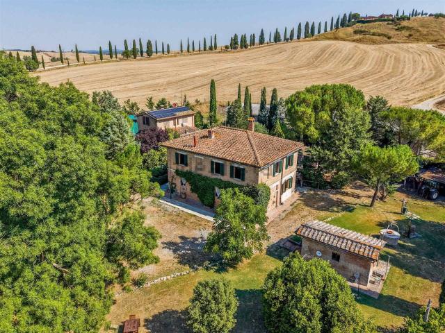 Rustico in vendita a Asciano