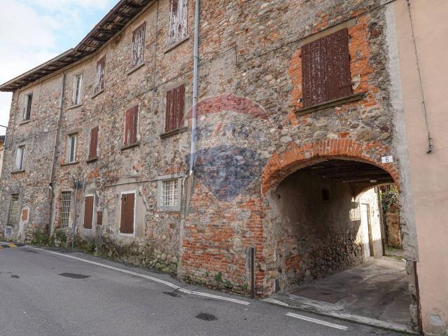 Rustico in vendita a Prezzate, Mapello