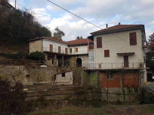 Rustico in vendita a Piemonte, Asti