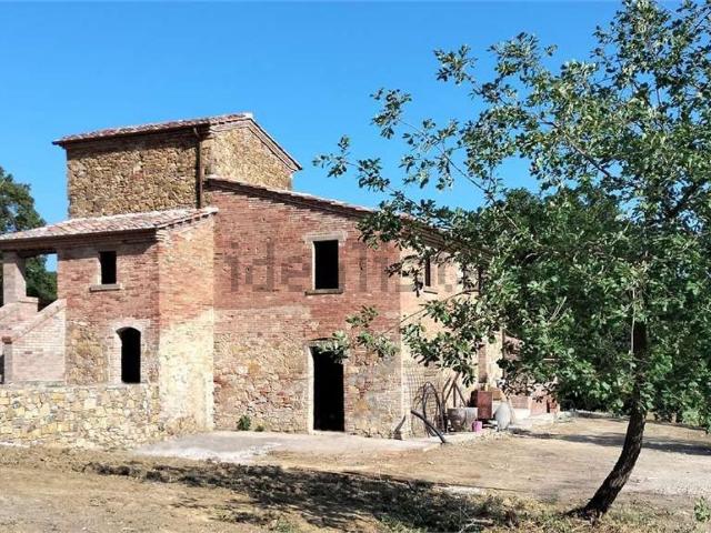 Rustico in vendita a Lucignano, Toscana
