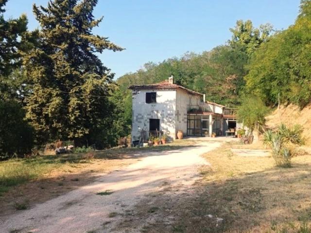 Rustico in vendita a Marche, Pesaro E Urbino