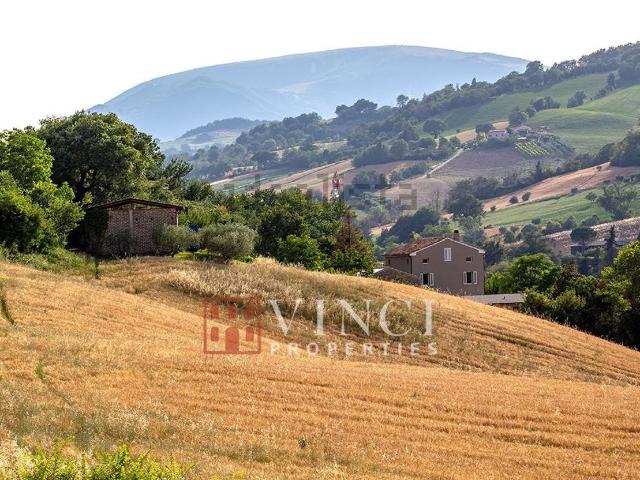 Rustico in vendita a Marche, Macerata