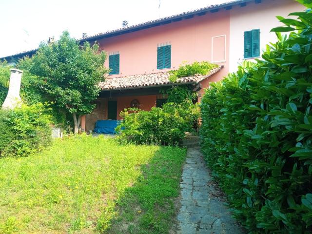 Rustico in vendita a Piemonte, Asti