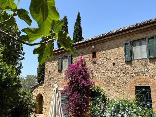 Rustico in vendita a Guardistallo, Toscana