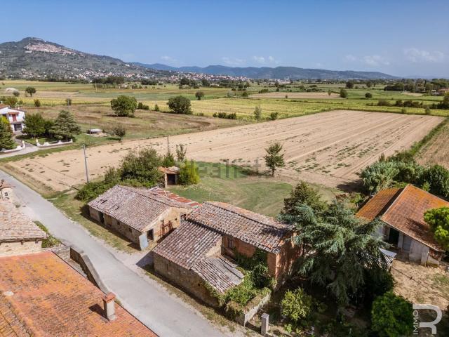 Rustico in vendita a Cortona, Toscana