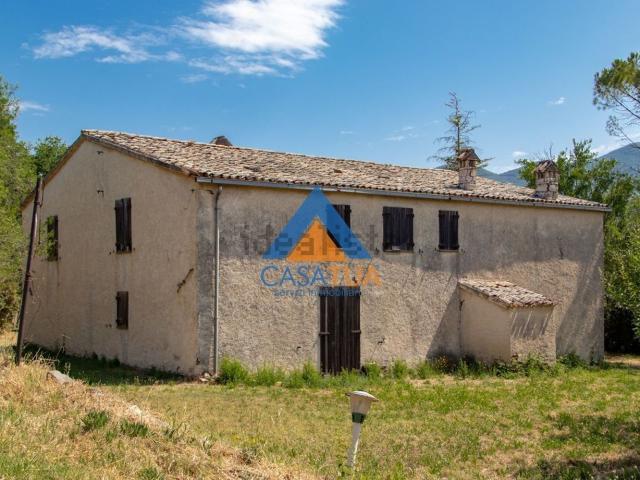 Rustico in vendita a San Martino, Montecchio