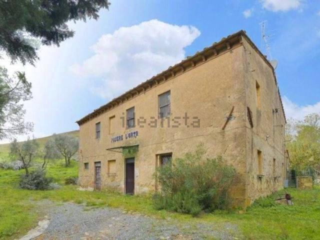 Rustico in vendita a Volterra, Toscana