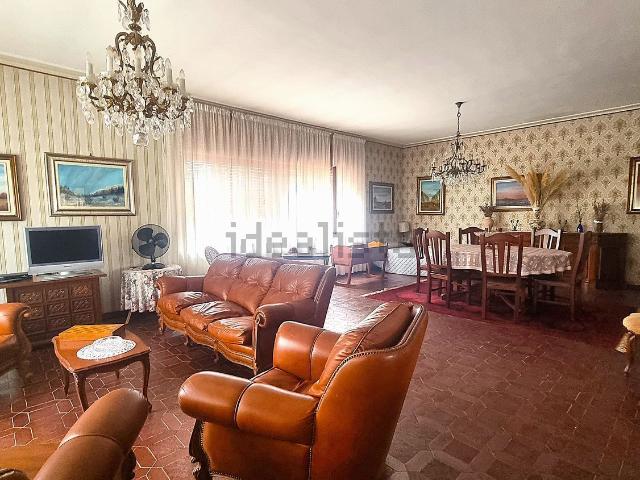 Rustico in vendita a Mombaruzzo, Asti