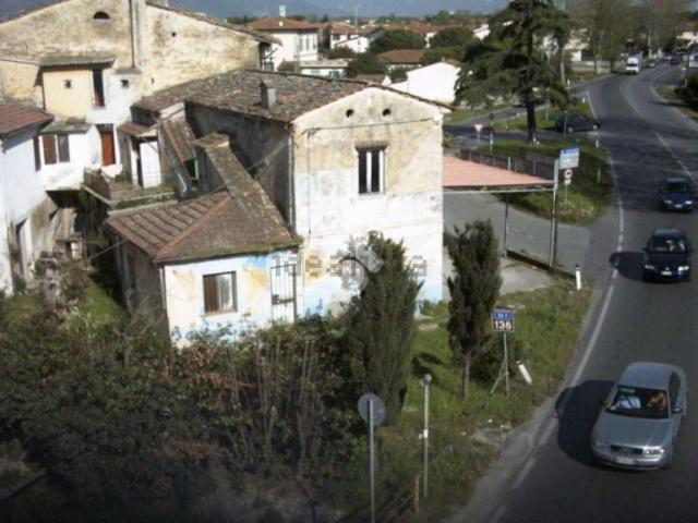 Rustico in vendita a Madonna dell'Acqua, San Giuliano Terme