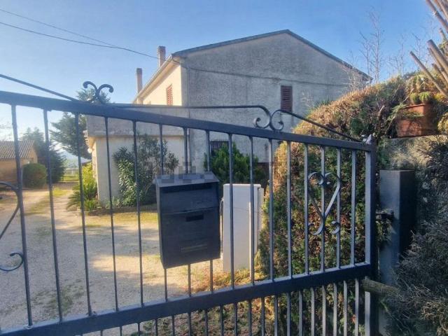 Rustico in vendita a Villa Cipressi, Città Sant'angelo