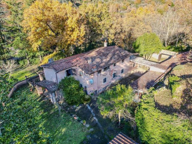 Rustico in vendita a Ponte di Cetti, Viterbo