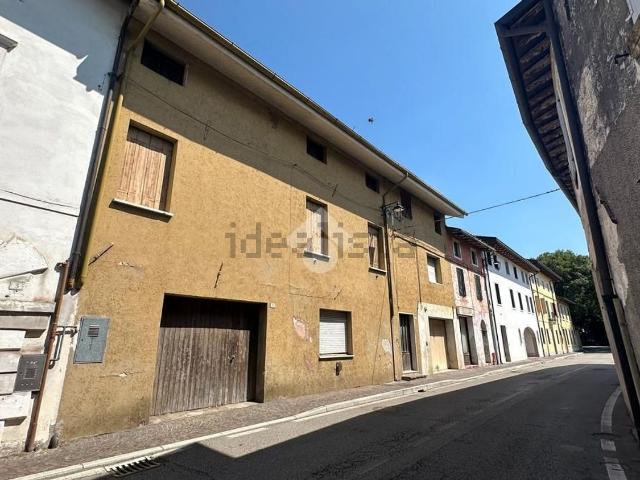Rustico in vendita a Prodolone, San Vito Al Tagliamento