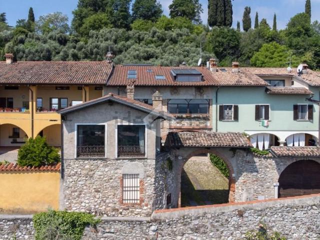 Rustico in vendita a Polpenazze, Lombardia