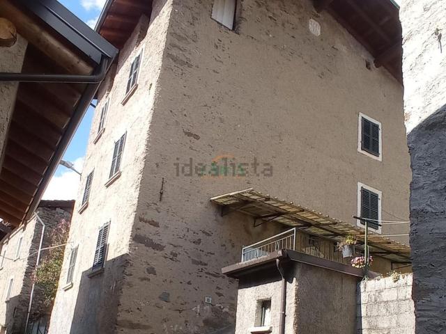 Rustico in vendita a Comunità montana della valle Camonica, Malonno