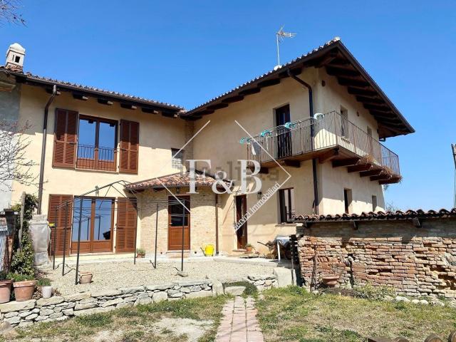 Rustico in vendita a Piemonte, Asti