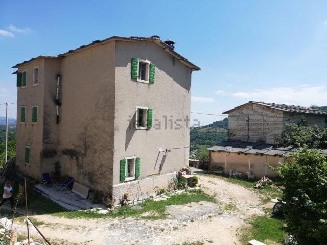 Rustico in vendita a Sant'anna D'alfaedo, Veneto